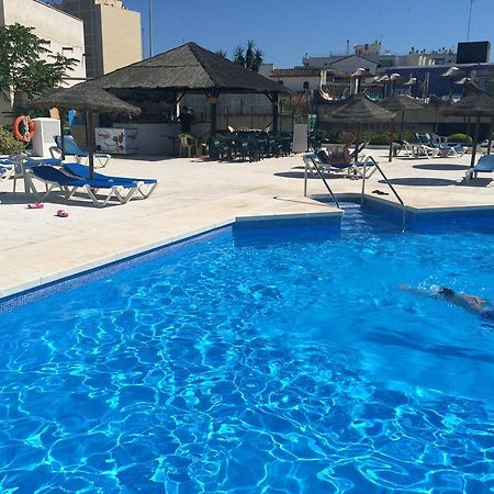 Apartamentos La Nogalera ตอร์เรโมลิโนส ภายนอก รูปภาพ