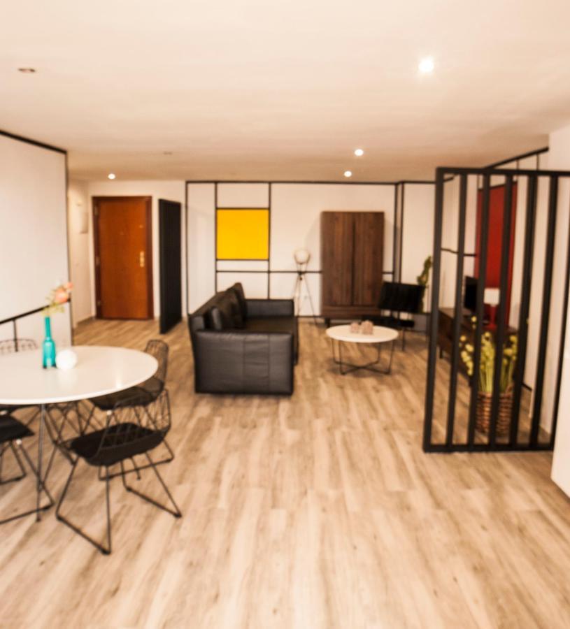 Apartamentos La Nogalera ตอร์เรโมลิโนส ภายนอก รูปภาพ