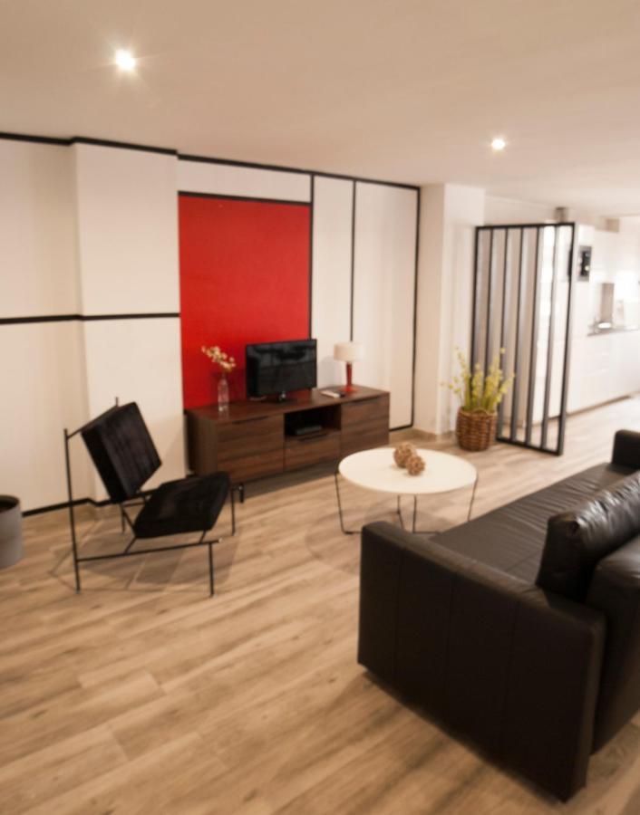 Apartamentos La Nogalera ตอร์เรโมลิโนส ภายนอก รูปภาพ