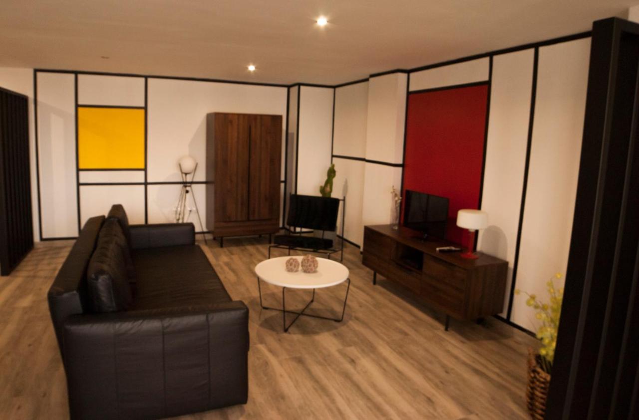 Apartamentos La Nogalera ตอร์เรโมลิโนส ภายนอก รูปภาพ