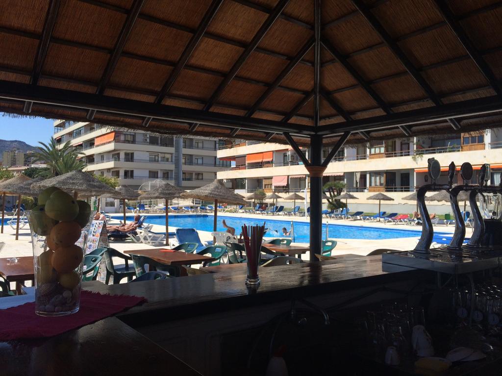 Apartamentos La Nogalera ตอร์เรโมลิโนส ภายนอก รูปภาพ