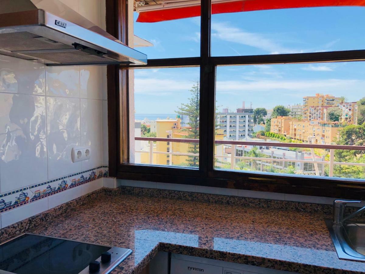 Apartamentos La Nogalera ตอร์เรโมลิโนส ภายนอก รูปภาพ